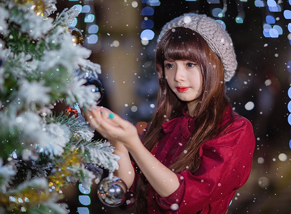 Vẻ đẹp như búp bê của cô bạn Lê Lý Lan Hương