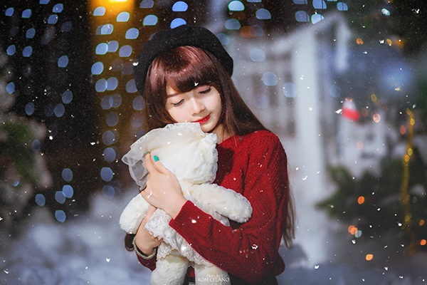 "Búp bê ảnh thẻ" ấm áp đón Giáng sinh về trên phố Sài Gòn - 9