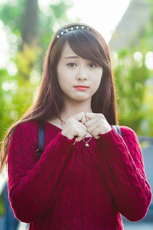 Thiếu nữ Hải Phòng gây "sốt" vì vẻ đẹp trong sáng - 2 Thiếu nữ Hải Phòng gây "sốt" vì vẻ đẹp trong sáng - 2