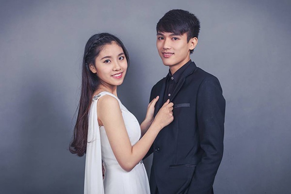 12 cặp đôi tài sắc "tranh" ngôi Đại sứ trường chuyên ĐH Sư phạm - 6 Đinh Mậu (lớp 12 Toán) - Ngọc Ánh (lớp 11 Sinh). Cặp đôi đến từ Zone 4 - Hera.