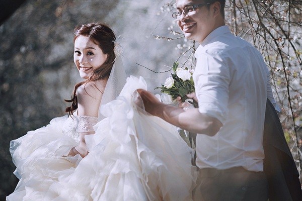 Bộ ảnh cưới tuyệt đẹp giữa thiên đường hoa mận trắng Mộc Châu - 13 Bộ ảnh cưới tuyệt đẹp giữa thiên đường hoa mận trắng Mộc Châu - 13
