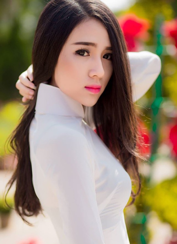 Nữ sinh xinh đẹp mong khởi nghiệp thuận lợi trong năm Bính Thân - 5 Nữ sinh xinh đẹp mong khởi nghiệp thuận lợi trong năm Bính Thân - 5