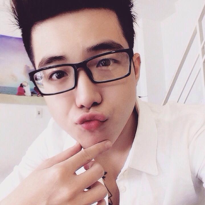 Những "hot boy" mới nổi trên mạng xã hội năm 2015 - 4 Vẻ đẹp baby của anh chàng Vũ Đức Thành