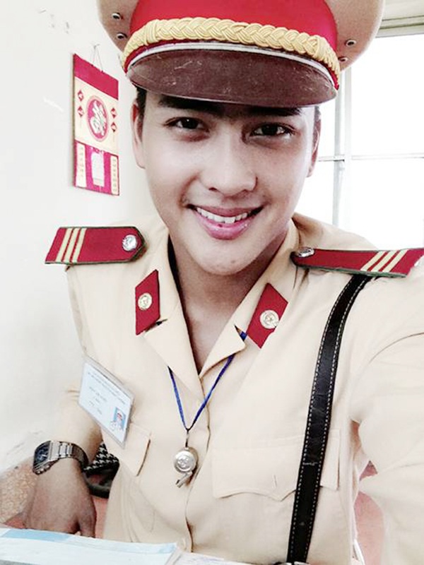 Những "hot boy" mới nổi trên mạng xã hội năm 2015 - 1 Chiến sĩ cảnh sát Thái Bá Nam - anh chàng đẹp trai làm xiêu lòng thiếu nữ