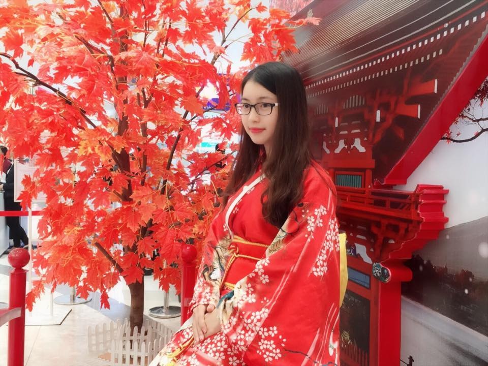 Tân Hoa khôi Ngoại giao: "Cần lòng yêu nước và cái đầu lạnh" - 7 Tân Hoa khôi Ngoại giao: "Cần lòng yêu nước và cái đầu lạnh" - 7