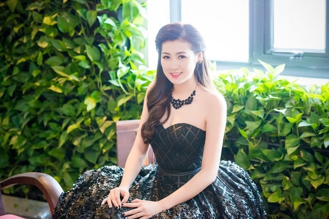 Mối duyên lạ của những cô gái tên Anh với danh hiệu Hoa khôi trường Báo - 9 Á hậu Dương Tú Anh hiện nay
