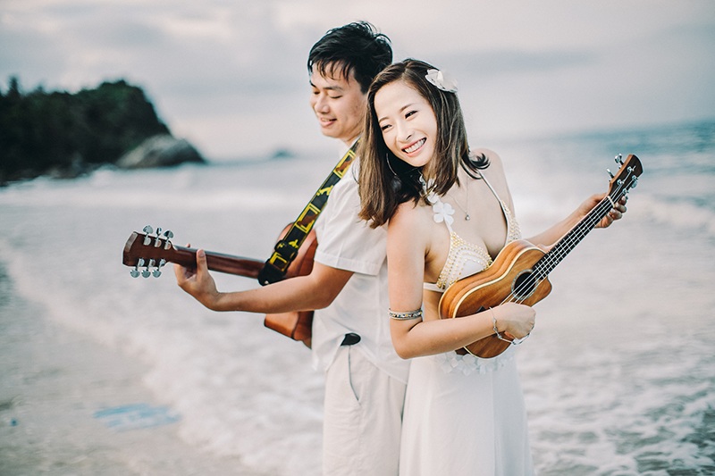 Ảnh cưới "diễn múa bụng trên biển" của cặp đôi Hà thành - 10 Ảnh cưới "diễn múa bụng trên biển" của cặp đôi Hà thành - 10