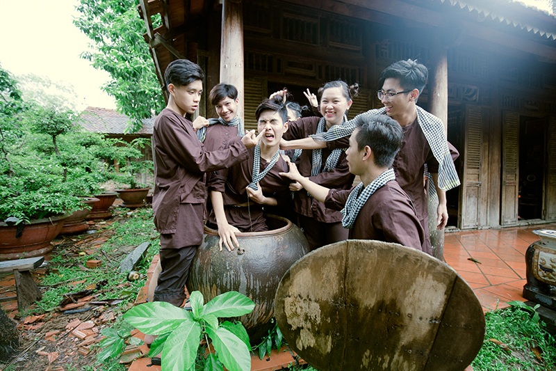 Bộ kỷ yếu "nông dân Nam bộ" nhí nhảnh của teen Sài Gòn - 3