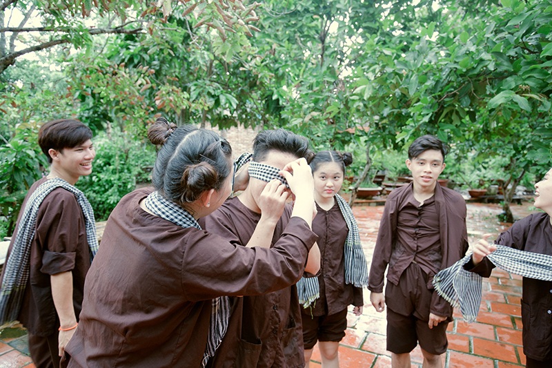 Bộ kỷ yếu "nông dân Nam bộ" nhí nhảnh của teen Sài Gòn - 5