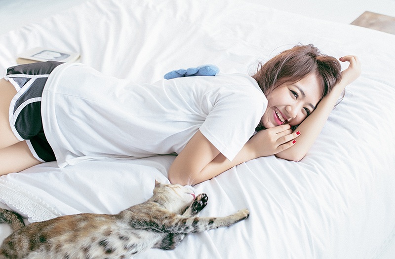 Cuối tuần thư giãn của hot girl Vũ Quỳnh Anh bên chú mèo cưng - 9 Cuối tuần thư giãn của hot girl Vũ Quỳnh Anh bên chú mèo cưng - 9