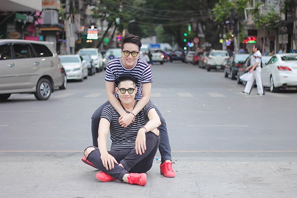 Chuyện chưa kể về cặp đôi nổi tiếng cộng đồng LGBT - 7 Chuyện chưa kể về cặp đôi nổi tiếng cộng đồng LGBT - 7