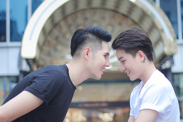 Chuyện chưa kể về cặp đôi nổi tiếng cộng đồng LGBT - 9 Chuyện chưa kể về cặp đôi nổi tiếng cộng đồng LGBT - 9