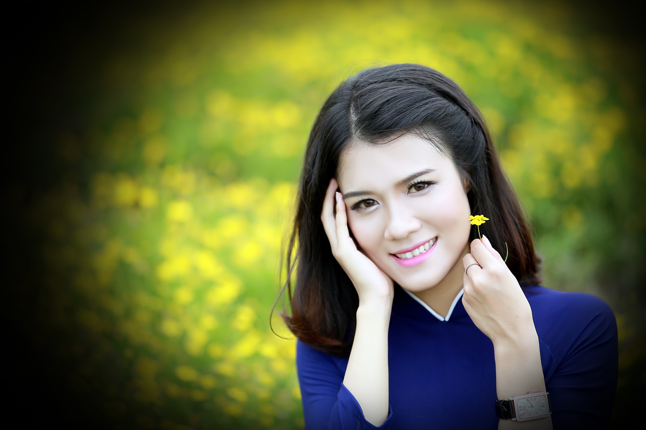 Nữ sinh thi Hoa khôi SV Hà Nội phải chưa qua phẫu thuật thẩm mỹ - 7 BTC cuộc thi Hoa khôi sinh viên TP. Hà Nội (Imiss Thăng Long 2016) cho biết theo thể lệ, các nữ sinh đã thực hiện phẫu thuật thẩm mỹ không được đăng kí tham dự.