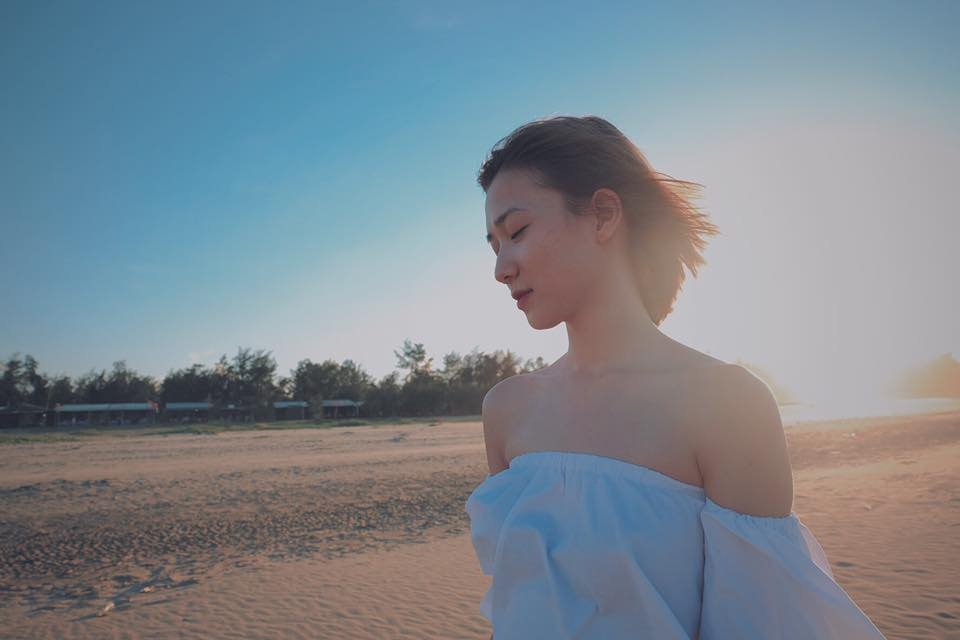 Hot girl Trâm Anh xinh "hút hồn" dưới ống kính bạn trai - 2 Hot girl Trâm Anh xinh "hút hồn" dưới ống kính bạn trai - 2