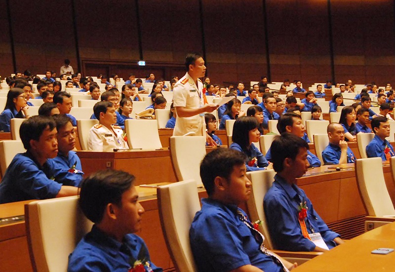 445 đại biểu thanh niên tiên tiến làm theo lời Bác tiếp kiến Chủ tịch Quốc hội - 2 Thanh niên tiên tiến bày tỏ ý kiến, nguyện vọng trước Chủ tịch Quốc hội