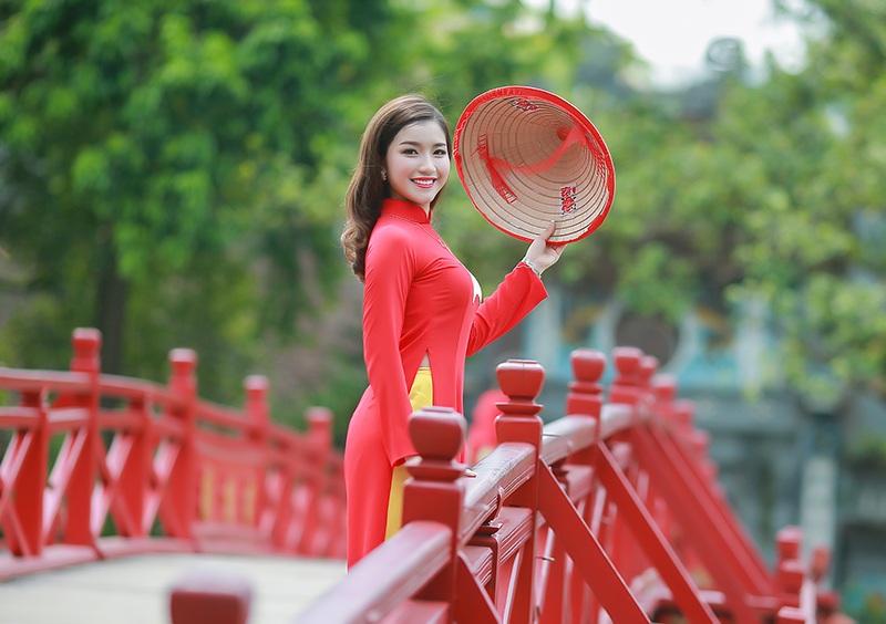 Nguyễn Thị Hồng Thắm - Viện Đại Học Mở Hà Nội