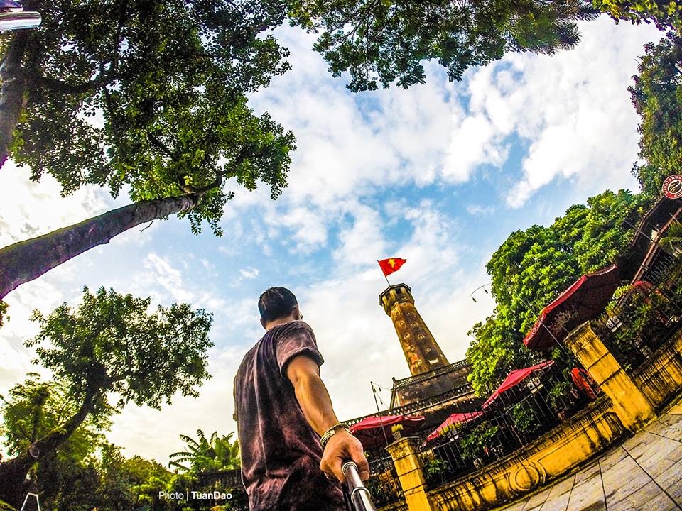 Bộ ảnh tuyệt đẹp của chàng trai "một mình đi khắp Thủ đô" - 13 Di tích cột cờ Hà Nội - hay còn gọi Kỳ đài Hà Nội - là một kết cấu dạng tháp được xây dựng cùng thời với thành Hà Nội dưới triều nhà Nguyễn.