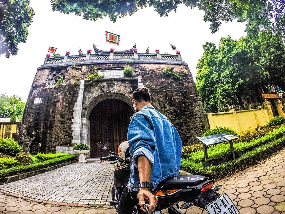 Bộ ảnh tuyệt đẹp của chàng trai "một mình đi khắp Thủ đô" - 7 Thành Cửa Bắc - Một trong năm cửa của thành cổ Hà Nội, được xây dựng từ thời Nguyễn.