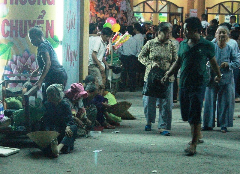 Người ăn xin thường lợi dụng các lễ hội, tết để ăn xin