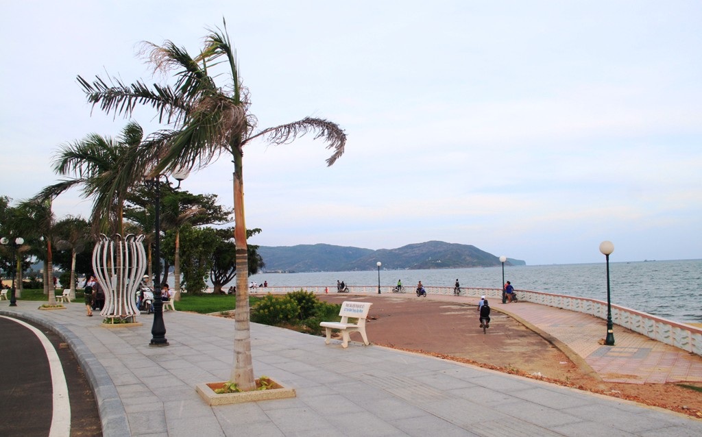 
Eo Nín thở - nơi xây dựng nhà hàng Beach Front khi chưa dựng hàng rào.
