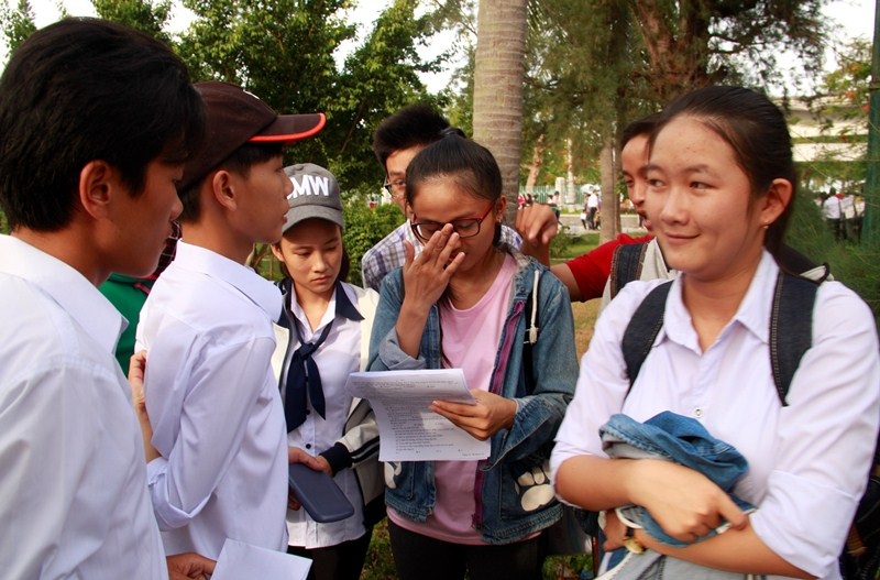 Thí sinh dự thi THPT Quốc gia năm 2016 tại điểm Trường ĐH Quy Nhơn