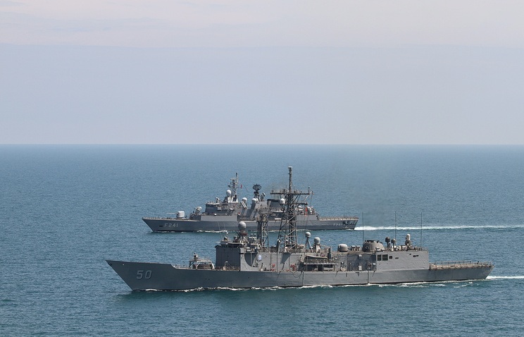 Nga: Biển Đen không bao giờ trở thành “ao nhà của NATO” - 1 Tàu chiến Nga tại Biển Đen (Ảnh: EPA)