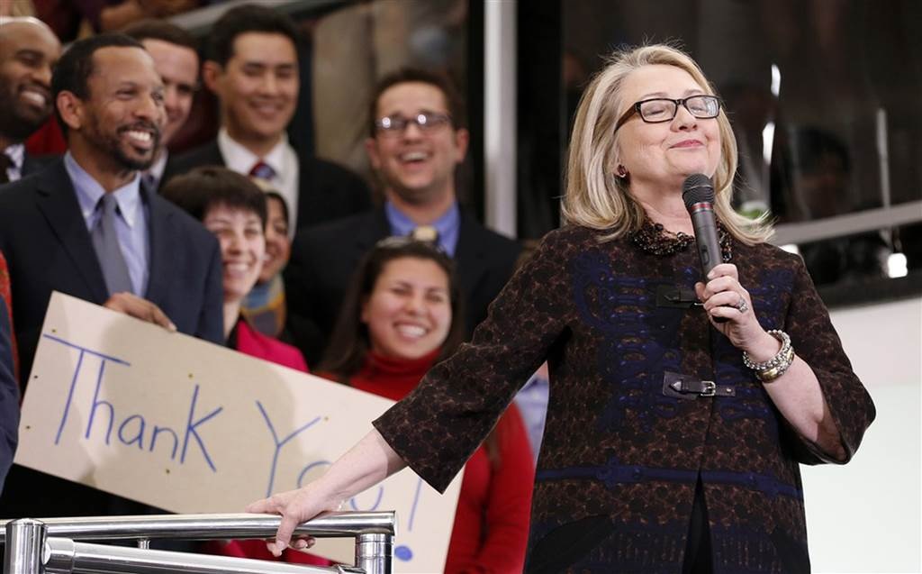 Cuộc đời và sự nghiệp của Hillary Clinton - 17 Ngoại trưởng Hillary Clinton trong buổi lễ chia tay tại Bộ Ngoại giao Mỹ, bà chính thức từ chức Ngoại trưởng Mỹ vào tháng 2/2013 (Ảnh: Reuters)