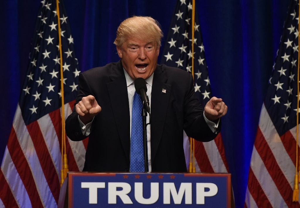 Tỷ phú Trump đề xuất cấm người từ nước có lịch sử khủng bố nhập cư vào Mỹ - 1 Tỷ phú Donald Trump (Ảnh: AFP)