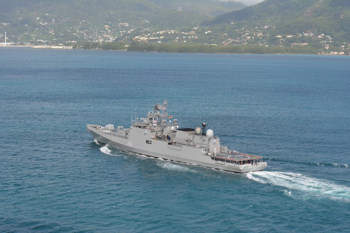 Tàu chiến INS Sahyadri. (Ảnh: TheDiplomat)