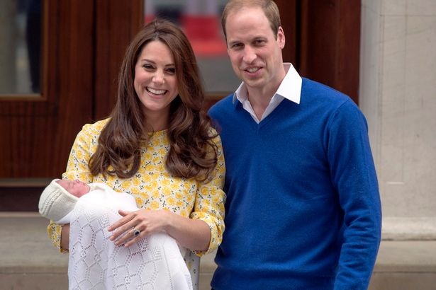 Hạnh phúc viên mãn của Hoàng tử William và Công nương Kate - 9 Ngày 2/5/2015, Công nương Kate hạ sinh con gái thứ 2 là Công chúa Charlotte Elizabeth Diana (Ảnh: PA)