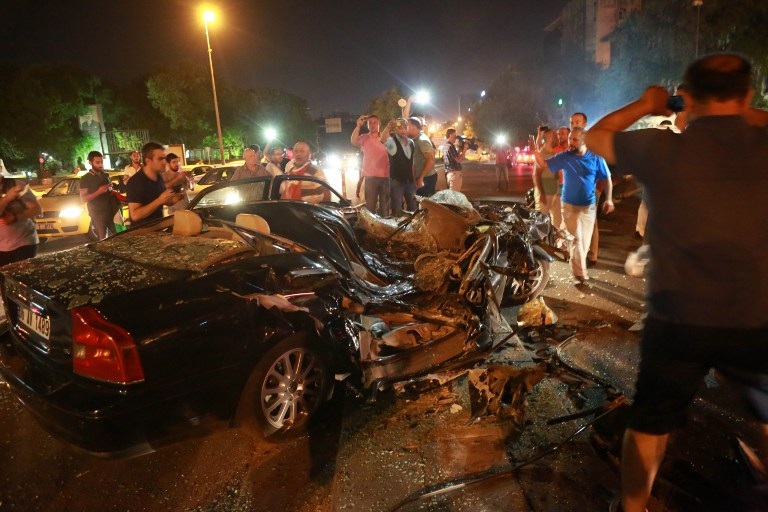 Thổ Nhĩ Kỳ tan hoang trong ngày đảo chính - 16 Thổ Nhĩ Kỳ tan hoang trong ngày đảo chính - 16