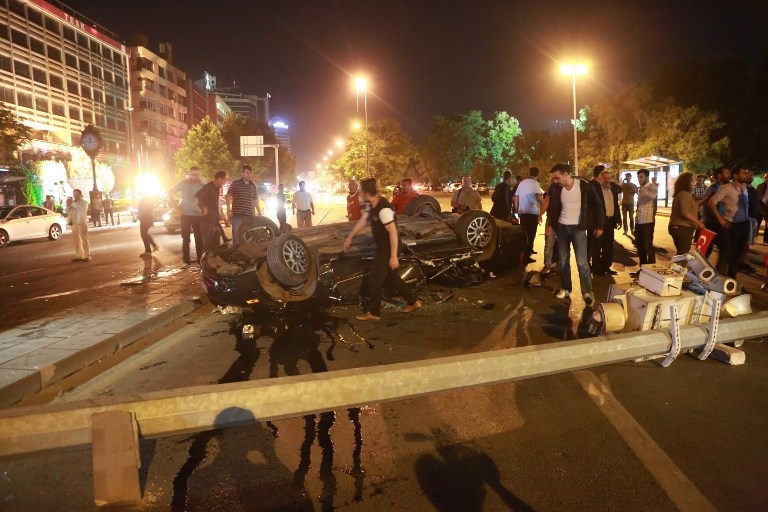 Thổ Nhĩ Kỳ tan hoang trong ngày đảo chính - 15 Thổ Nhĩ Kỳ tan hoang trong ngày đảo chính - 15