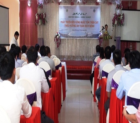 Quảng Bình: Thoát nghèo nhờ nuôi tôm trên cát - 1 Diễn đàn khuyến nông @ nông nghiệp “Phát triển bền vững nuôi tôm trên cát theo hướng an toàn dịch bệnh” được tổ chức tại Quảng Bình