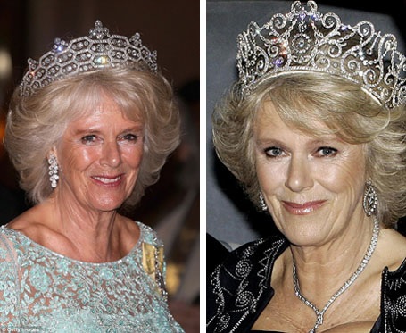 Hai chiếc vương miện của nữ công tước Camilla - phu nhân thái tử Charles: vương miện Boucheron Honeycomb làm năm 1921 (trái) và vương miện Delhi Durbar làm năm 1911 (phải).