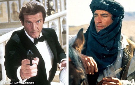Cái giá để trở thành Điệp viên 007 là gì? - 9 Hóa thân 007 của nam diễn viên Roger Moore có lẽ là “tỉnh táo” nhất khi 007 chỉ uống trung bình có 0,28 ly rượu/phim.