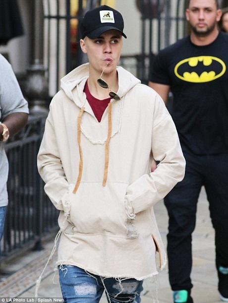 Đổi đời nhờ một lần được người nổi tiếng… khen xinh - 3 Việc Justin Bieber chú ý tới một bức ảnh của Cindy đã không chỉ khiến cuộc đời cô thay đổi mà còn khiến cô cảm động vì Cindy đã thần tượng Bieber từ hơn 6 năm nay.