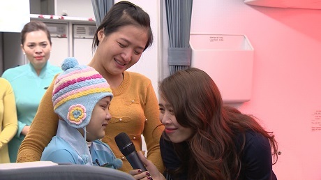 Rơi nước mắt cùng “Chuyến bay của Linh” - 19