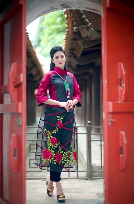 Những bông hồng quyến rũ của nhà thiết kế Lan Hương - 4 Những bông hồng quyến rũ của nhà thiết kế Lan Hương - 4