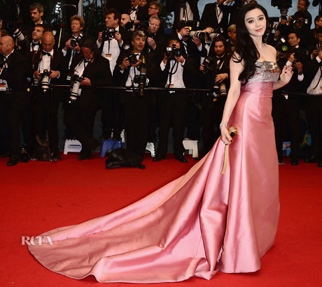 “Người đẹp đâu rồi, Phạm Băng Băng?” - 4 Băng Phạm ở lễ khai mạc LHP Cannes 2013