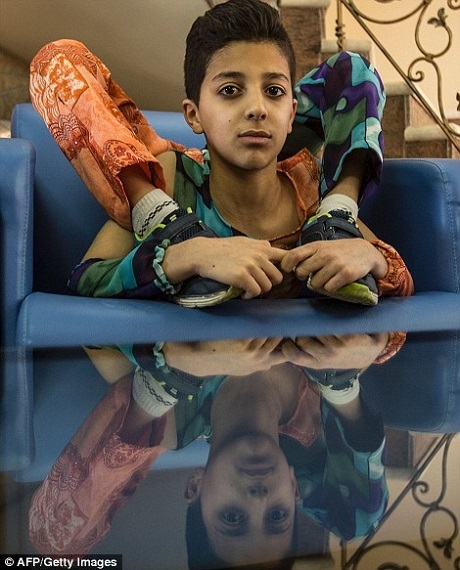 Mohammed từng nhận được 14 triệu lượt bình chọn khi xuất hiện tại cuộc thi Tìm kiếm Tài năng Ả Rập, dù vậy, cậu đã không thể đi sâu vào các vòng trong.