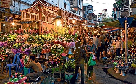 “Người trẻ nhất đi khắp thế gian” khuyên nên đến… Hà Nội - 4 “Người trẻ nhất đi khắp thế gian” khuyên nên đến… Hà Nội - 4
