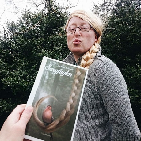 Sự hài hước kỳ diệu mở ra ngay từ… bìa sách - 16 Sự hài hước kỳ diệu mở ra ngay từ… bìa sách - 16