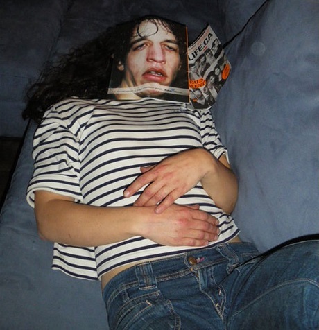 Sự hài hước kỳ diệu mở ra ngay từ… bìa sách - 3 Sự hài hước kỳ diệu mở ra ngay từ… bìa sách - 3