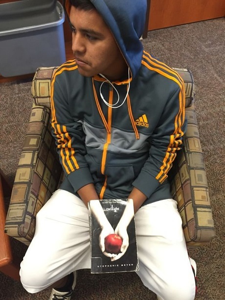 Sự hài hước kỳ diệu mở ra ngay từ… bìa sách - 21 Sự hài hước kỳ diệu mở ra ngay từ… bìa sách - 21