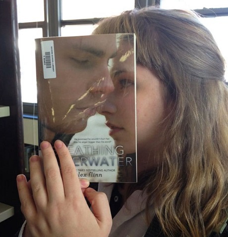 Sự hài hước kỳ diệu mở ra ngay từ… bìa sách - 22 Sự hài hước kỳ diệu mở ra ngay từ… bìa sách - 22