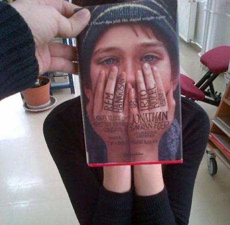 Sự hài hước kỳ diệu mở ra ngay từ… bìa sách - 30 Sự hài hước kỳ diệu mở ra ngay từ… bìa sách - 30