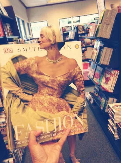 Sự hài hước kỳ diệu mở ra ngay từ… bìa sách - 45 Sự hài hước kỳ diệu mở ra ngay từ… bìa sách - 45