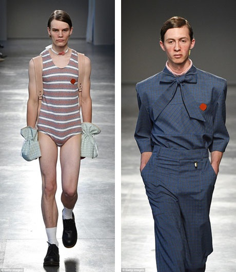 Tinh thần chung của buổi catwalk trong show diễn Moto Guo là các người mẫu phải giữ vẻ mặt thật cau có, cáu kỉnh, tuy vậy, khi show diễn kết thúc, tất cả người mẫu ra chào đều cười, chỉ đến lúc này, họ mới được thể hiện khía cạnh hài hước của buổi trình diễn.