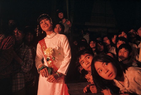 Hà Nội, 1989: Cuộc thi tìm kiếm người đẹp thanh lịch Hà Nội.