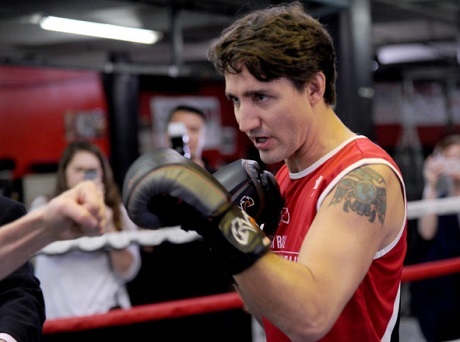 Thủ tướng Canada trở thành nhân vật “siêu anh hùng” - 3